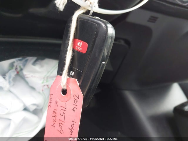 Toyota Prius Three 2016 JTDKARFU2G3516924 Image 11