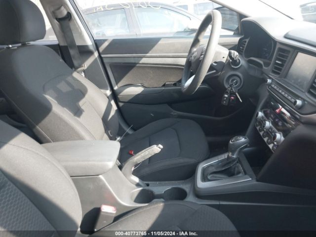 2020 HYUNDAI ELANTRA 5NPD84LF9LH595391 Photo 4