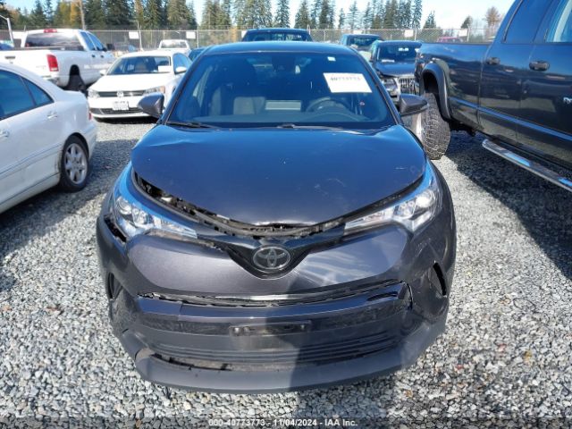 JTNKHMBX1K1033679 Toyota C-HR LE