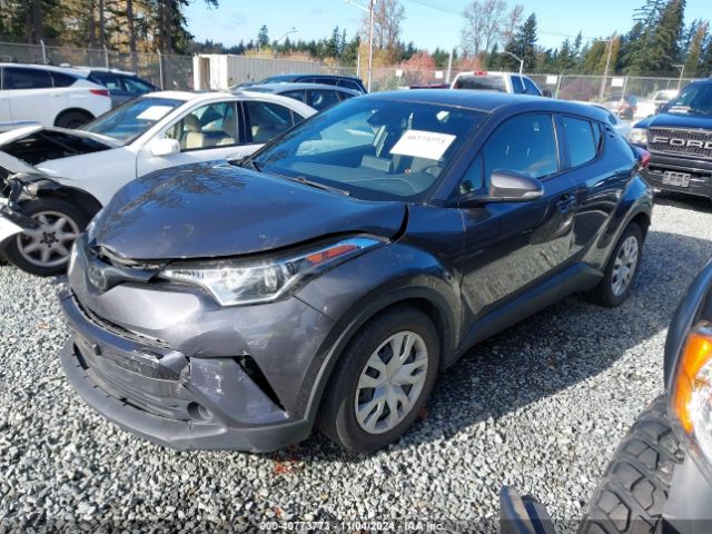 JTNKHMBX1K1033679 Toyota C-HR LE