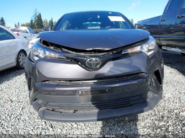 JTNKHMBX1K1033679 Toyota C-HR LE