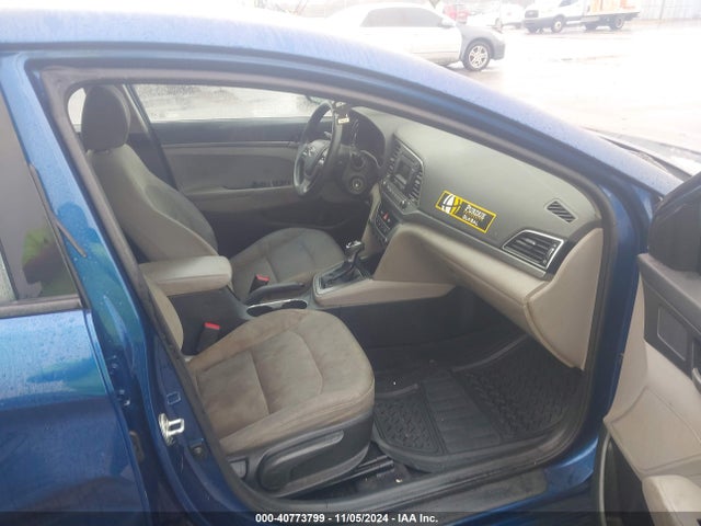 Hyundai ELANTRA SE 2017 5NPD74LF4HH151815 Image 5