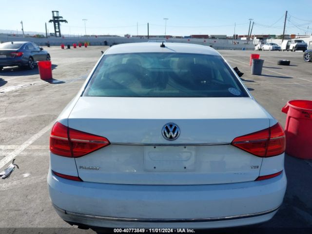 1VWAT7A37GC039901 Volkswagen Passat 1.8t S