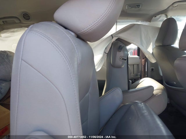 Toyota Sienna Xle 8 Passenger 2016 5TDYK3DC7GS704075 Image 8