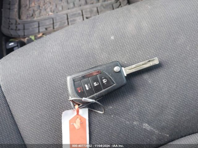 JTDEPRAE6LJ040274 Toyota COROLLA LE