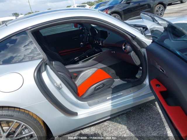 2020 MERCEDES-BENZ AMG GT WDDYJ7HA4LA025414 Photo 4