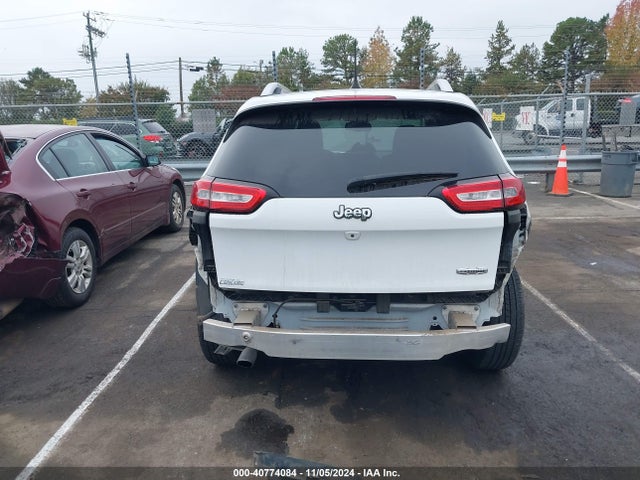 1C4PJLLBXJD510313 Jeep Cherokee Latitude Plus Fwd