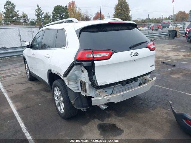 1C4PJLLBXJD510313 Jeep Cherokee Latitude Plus Fwd