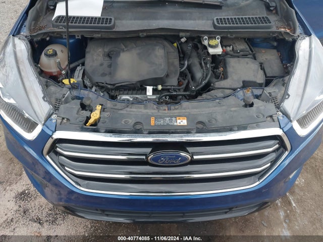 Ford ESCAPE SE 2018 1FMCU9GD1JUD46692 Image 10