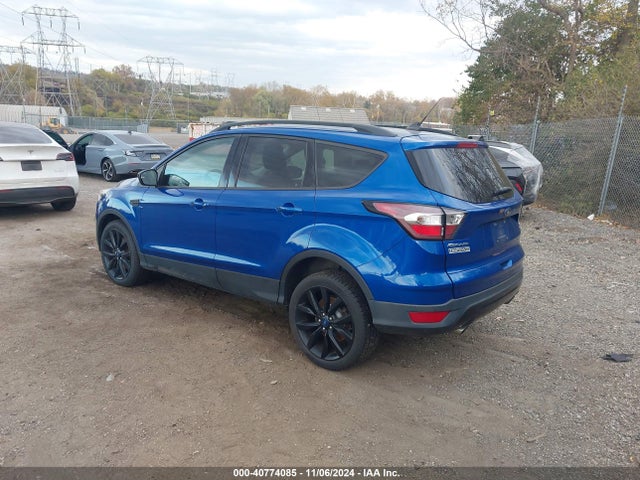 Ford ESCAPE SE 2018 1FMCU9GD1JUD46692 Image 3