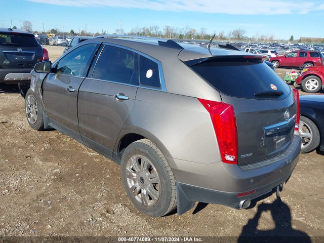 2011 CADILLAC SRX 3GYFNAEY5BS658645 Photo 2