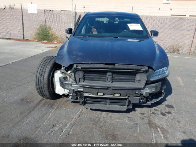 1LN6L9NC8H5623966 Lincoln Continental Reserve
