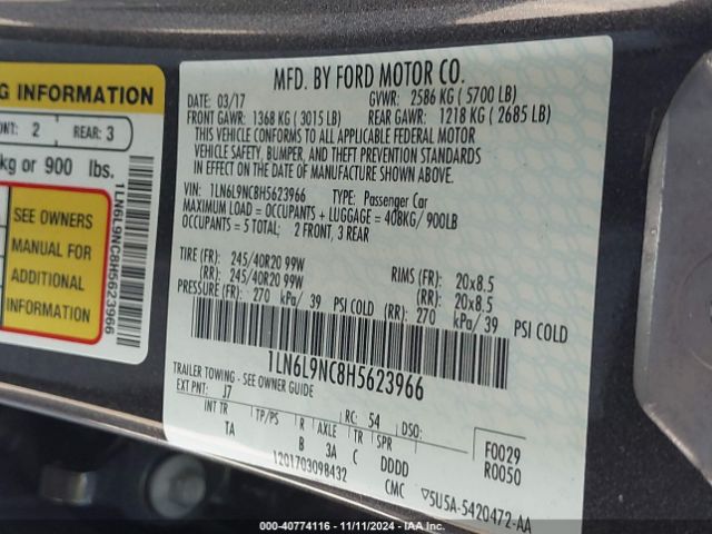 1LN6L9NC8H5623966 Lincoln Continental Reserve