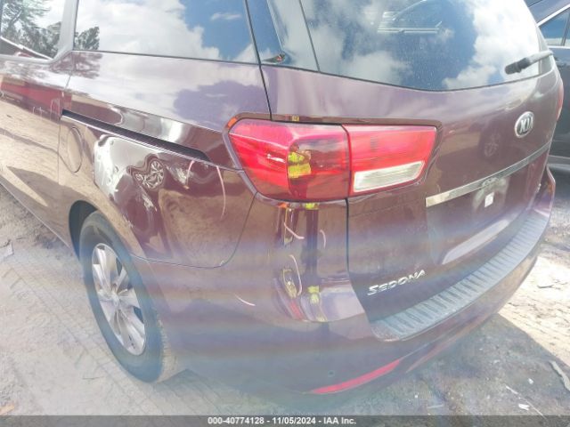 KNDMB5C10G6161145 KIA SEDONA LX