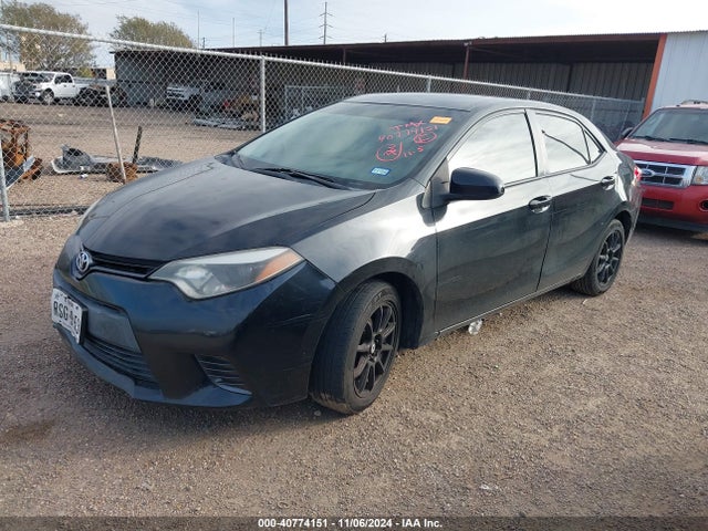 Toyota COROLLA LE 2015 5YFBURHE3FP319571 Image 2
