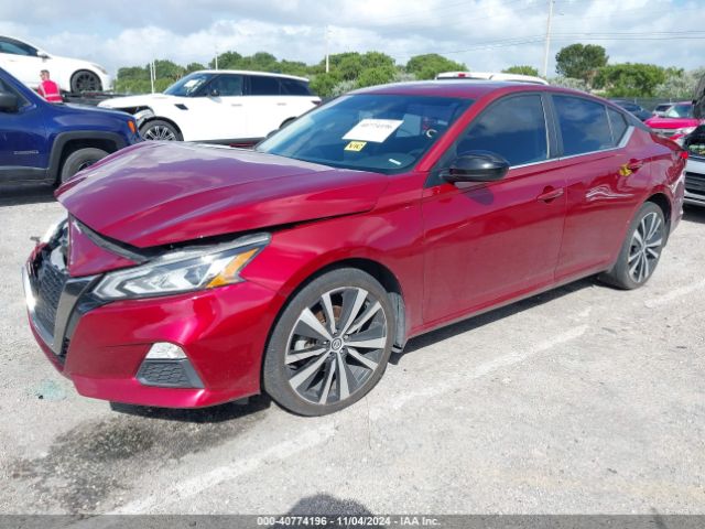 1N4BL4CW9NN369253 Nissan Altima Sr Intelligent Awd