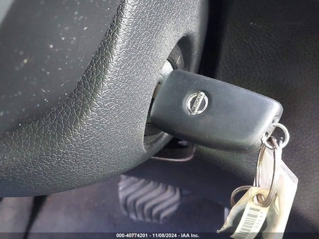 Nissan ROGUE S 2018 5N1AT2MTXJC731896 Image 11