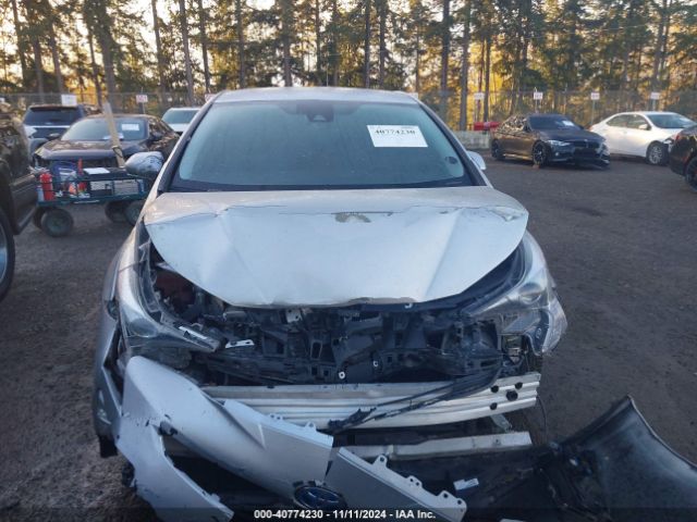 JTDKARFU8G3520752 Toyota Prius Three Touring