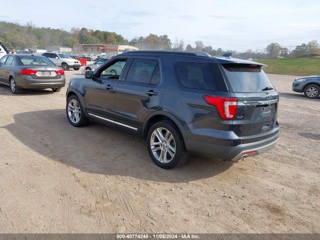 Ford EXPLORER XLT 2017 1FM5K7D81HGB28190 Image 3