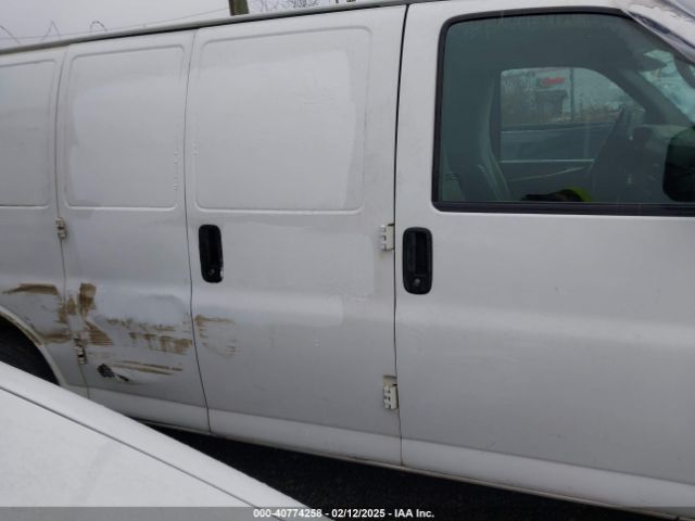 1GCWGFCF0F1181418 Chevrolet Express 2500 Work Van
