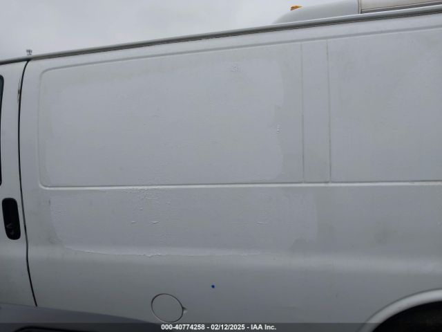 1GCWGFCF0F1181418 Chevrolet Express 2500 Work Van