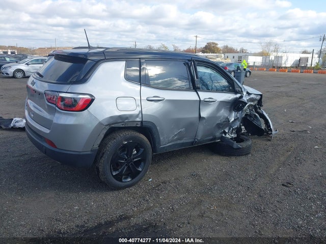 3C4NJDBB0JT298613 Jeep Compass Altitude 4x4