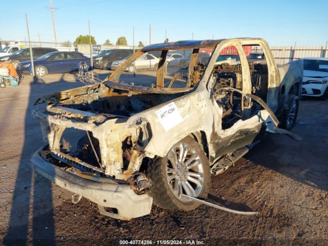 3GTUUGEL5NG658739 GMC Sierra 1500 4wd  Short Box Denali