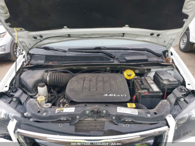 2C4RC1HG0GR264020 Chrysler Town & Country S