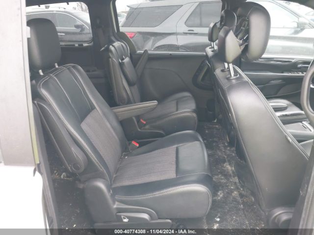 2C4RC1HG0GR264020 Chrysler Town & Country S