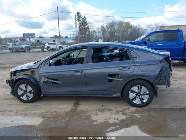 KMHC65LC3KU118128 Hyundai Ioniq Hybrid Blue
