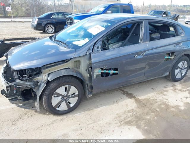 KMHC65LC3KU118128 Hyundai Ioniq Hybrid Blue
