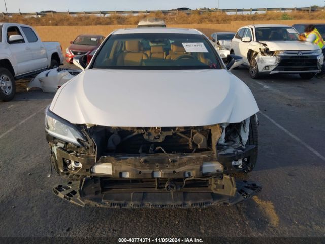 58ADA1C13NU021177 Lexus ES 300H