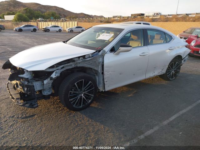 58ADA1C13NU021177 Lexus ES 300H