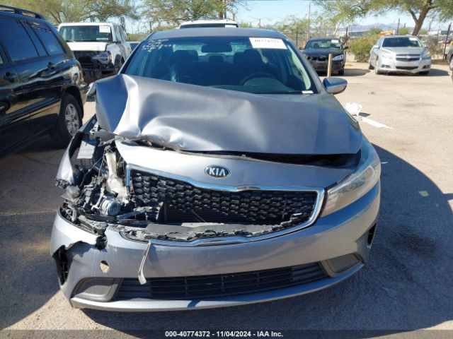 3KPFL4A70JE249590 KIA FORTE S