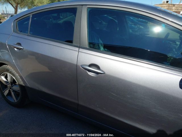 3KPFL4A70JE249590 KIA FORTE S