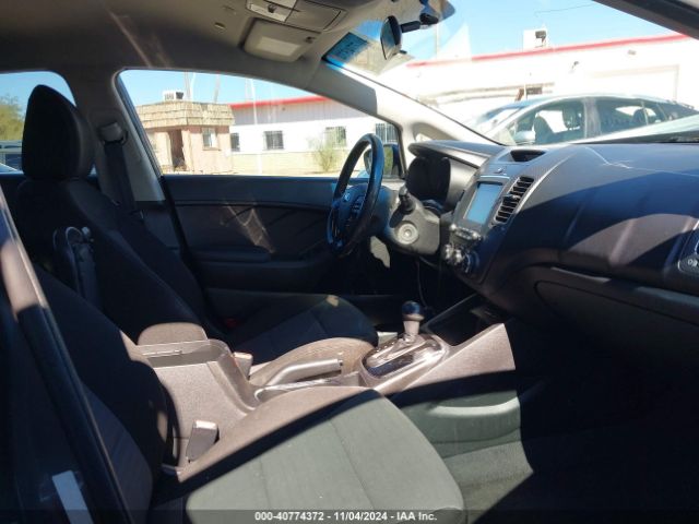 3KPFL4A70JE249590 KIA FORTE S