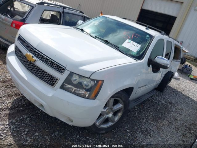 1GNSCJE02ER153763 Chevrolet Suburban 1500 Lt