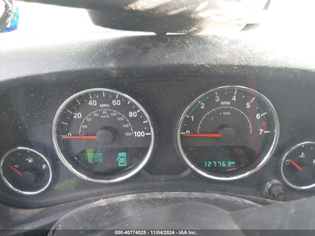 1C4BJWDG2HL681062 Jeep Wrangler Unlimited Sport 4x4