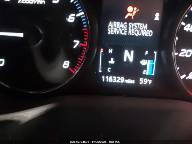 JA4AZ3A32JJ000298 Mitsubishi Outlander Sel