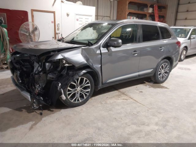JA4AZ3A32JJ000298 Mitsubishi Outlander Sel