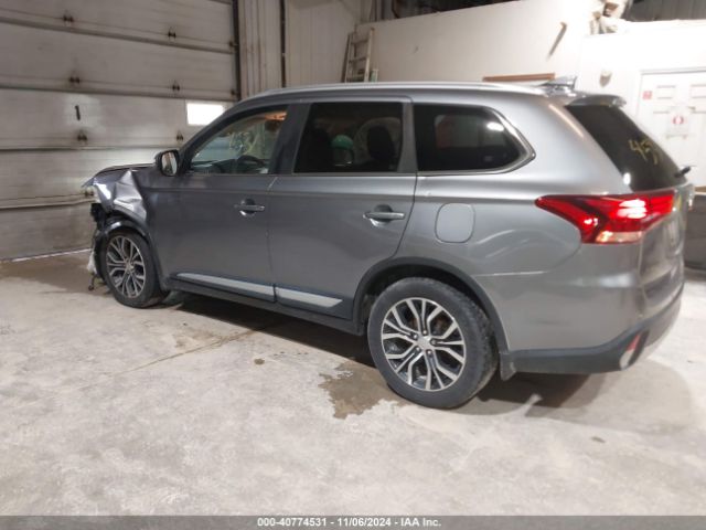 JA4AZ3A32JJ000298 Mitsubishi Outlander Sel