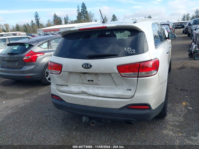 KIA Sorento Lx V6 2017 5XYPGDA52HG315321 Image 16