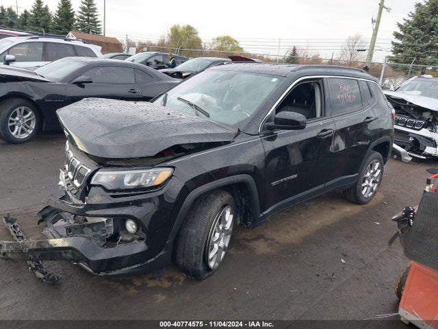 Jeep Compass Latitude Lux 4x4 2022 3C4NJDFB0NT195627 Image 2