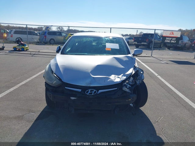 Hyundai ELANTRA SE 2014 5NPDH4AE6EH526025 Image 13