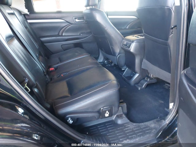 Toyota Highlander Xle 2019 5TDJZRFH4KS582213 Image 8