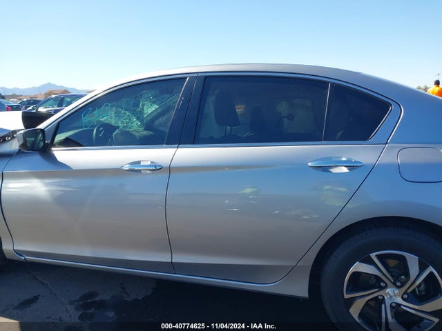 Honda ACCORD LX 2016 1HGCR2F34GA115450 Image 13