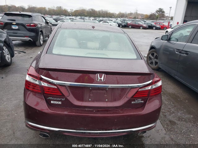 Honda Accord Touring 2016 1HGCR3F90GA035153 Image 16