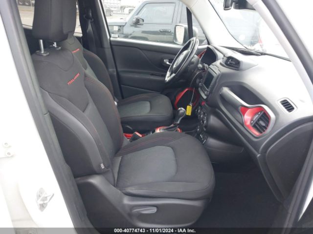 ZACCJBCB0HPF51375 Jeep Renegade Trailhawk 4x4
