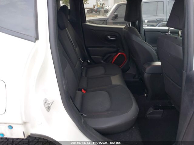 ZACCJBCB0HPF51375 Jeep Renegade Trailhawk 4x4