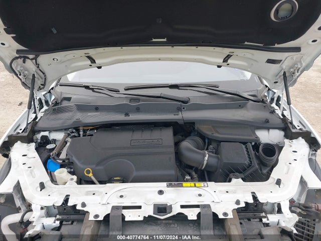 SADFP2FX2J1Z04048 Jaguar E-PACE SE